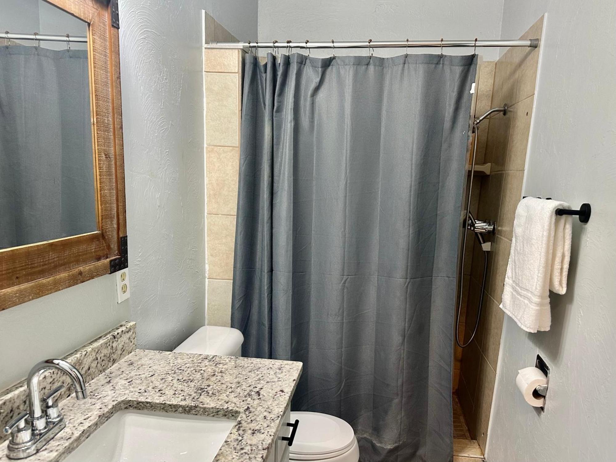 Cozy Winter Getaway With Garden 20-A Villa Oklahoma City Kültér fotó